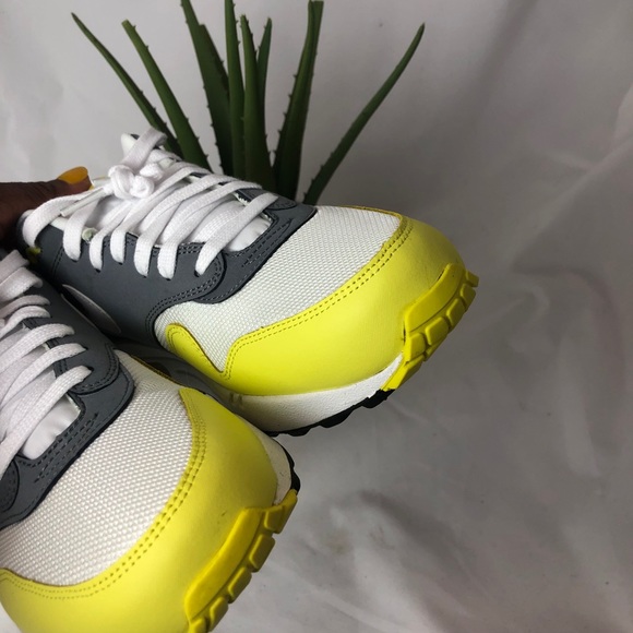 Nike air max 1 essential cool grey yellow - Picture 7 of 8